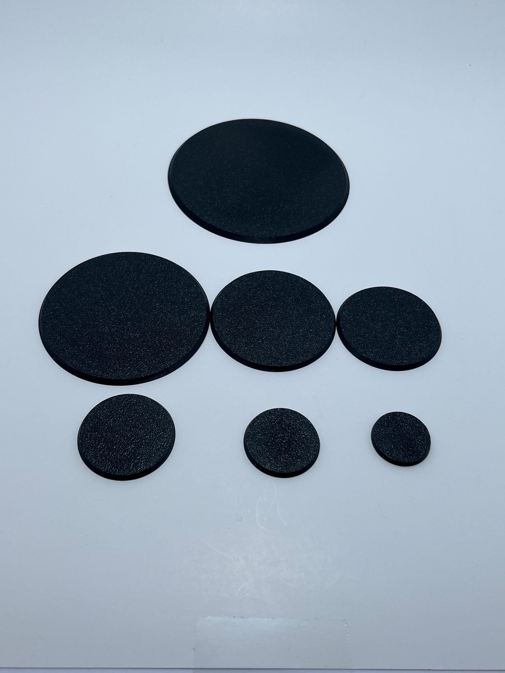 Miniature Bases - Multiple Sizes for 40K, AoS, Legions and More