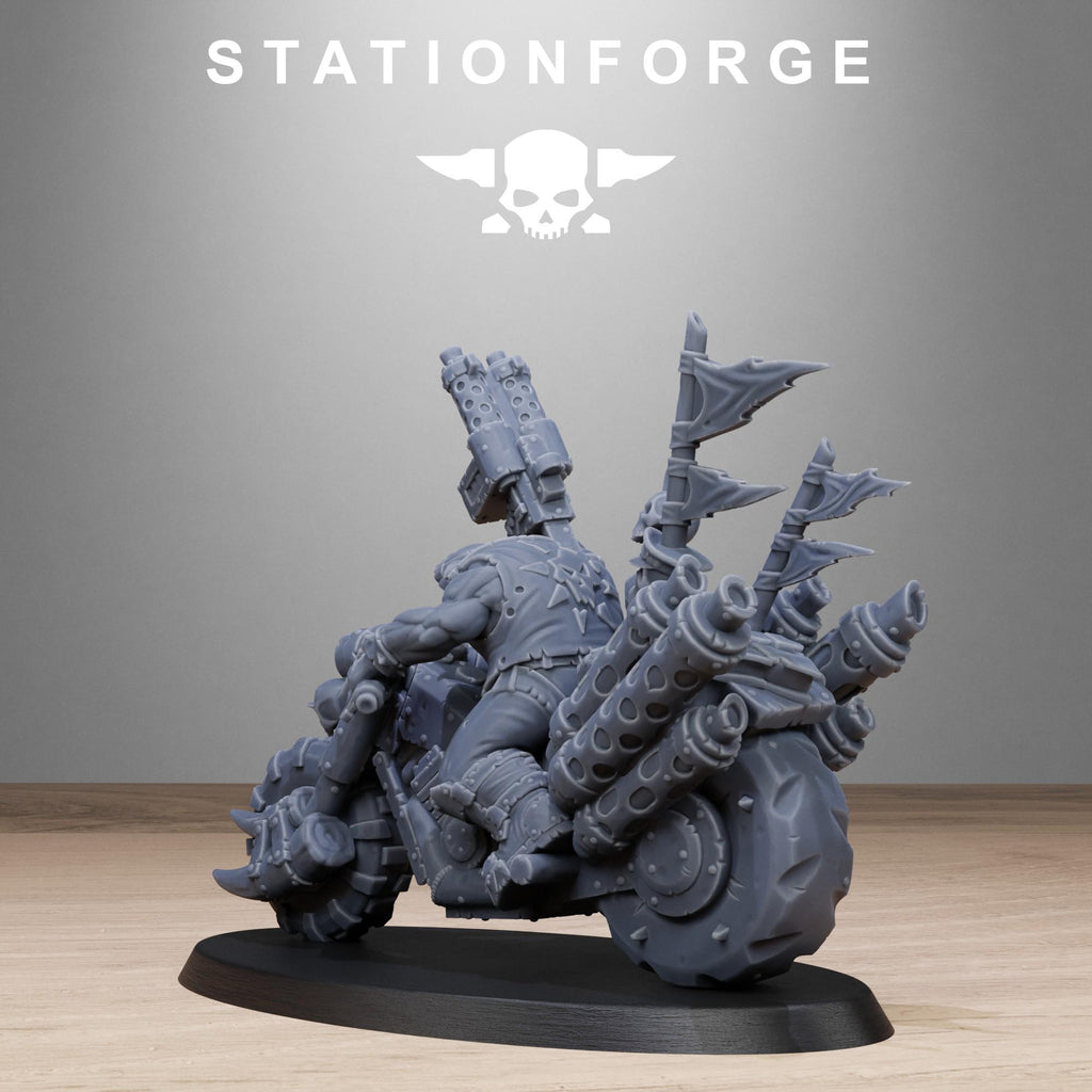 Orkas Bikers + Bases (3) - Station Forge