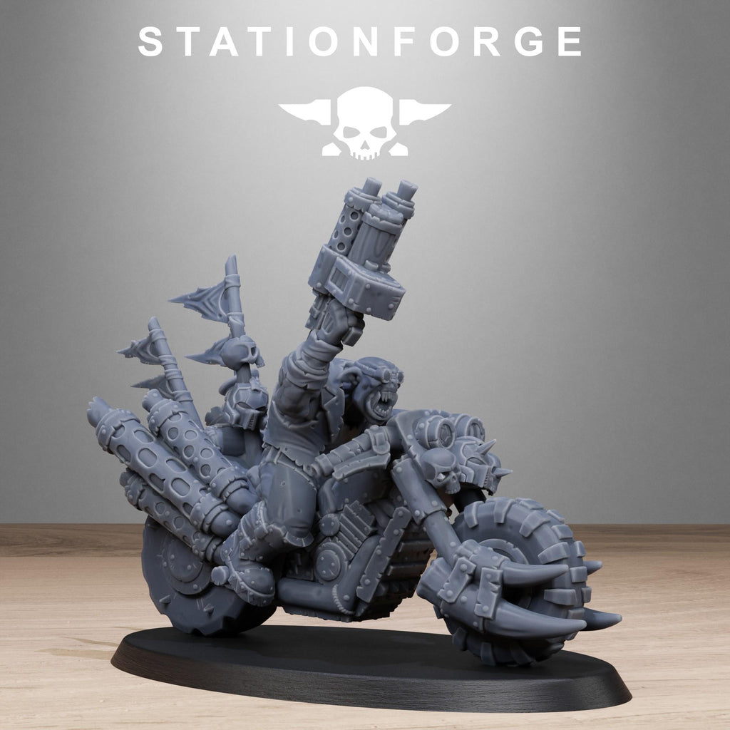 Orkas Bikers + Bases (3) - Station Forge