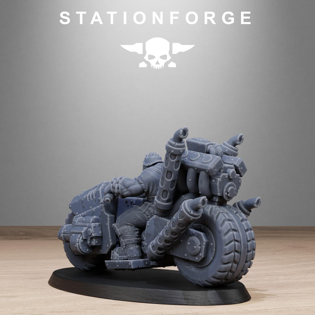 Orkas Bikers + Bases (3) - Station Forge
